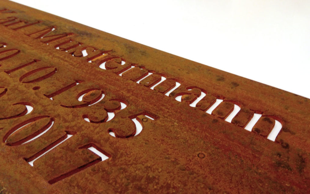 Muster Grabtafel mit 4 mm Cortenstahl