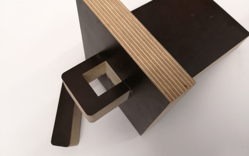 30 mm Siebdruckplatte Steckverbindung
